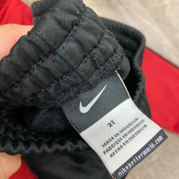 Nike Red and Black Jacket - Picture 3 of 3